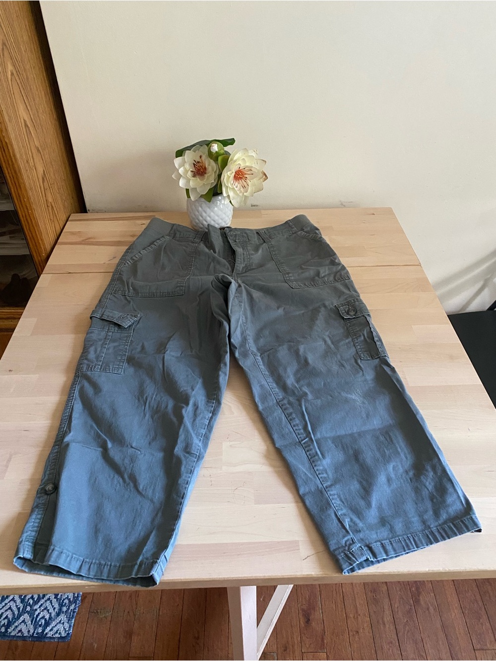 Lee Women’s Casual Cargo Pants in Slate Green